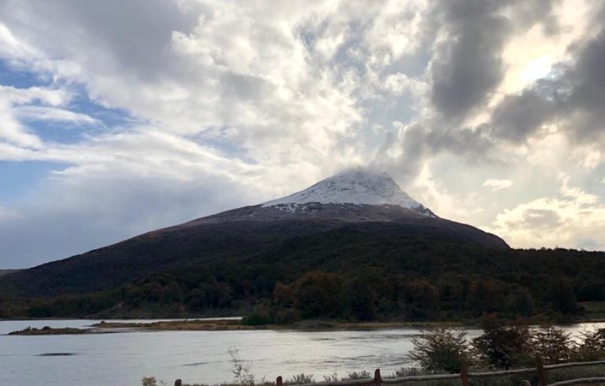 TIERRA DEL FUEGO NATIONAL PARK HALF DAY HIKING TOUR